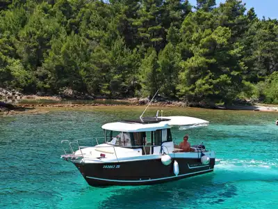Full-day boat tour to Dugi Otok, Blue Lagoon, and Sakarun Beach
