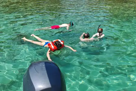 Full-day Speedboat tour to Dugi Otok, Blue Lagoon, and Sakarun Beach