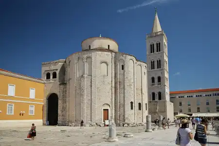 Aymo Cha Croatia Travel Guide